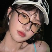 Tortoiseshell Small Frame Sunglasses - Vintage Oval Design, Premium Style UV Protection - Image 2